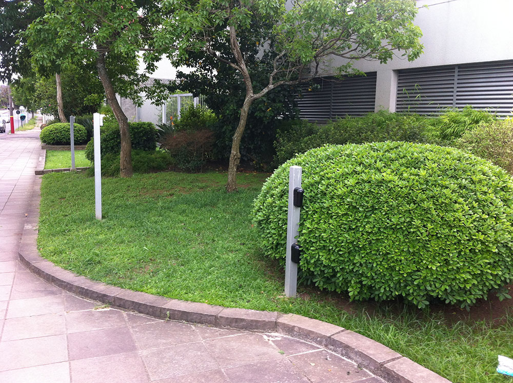 Sistemas de segurana perimetral implantados pela Cruz Engenharia.